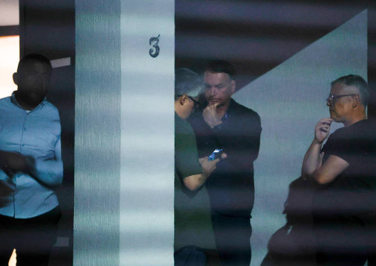 Os Desafios de Bolsonaro em Casa: Crises e Mudanças de Humor